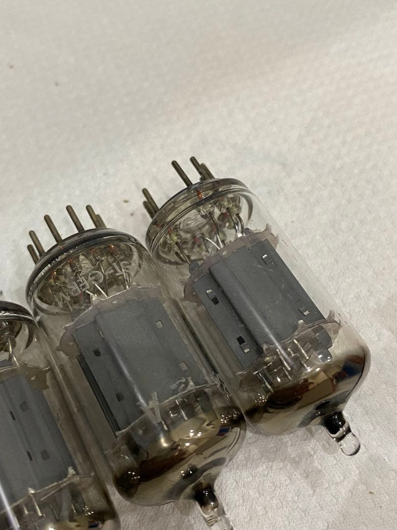 TELEFUNKEN ECC83/12AX7 ダイヤマーク付き 真空管 4本