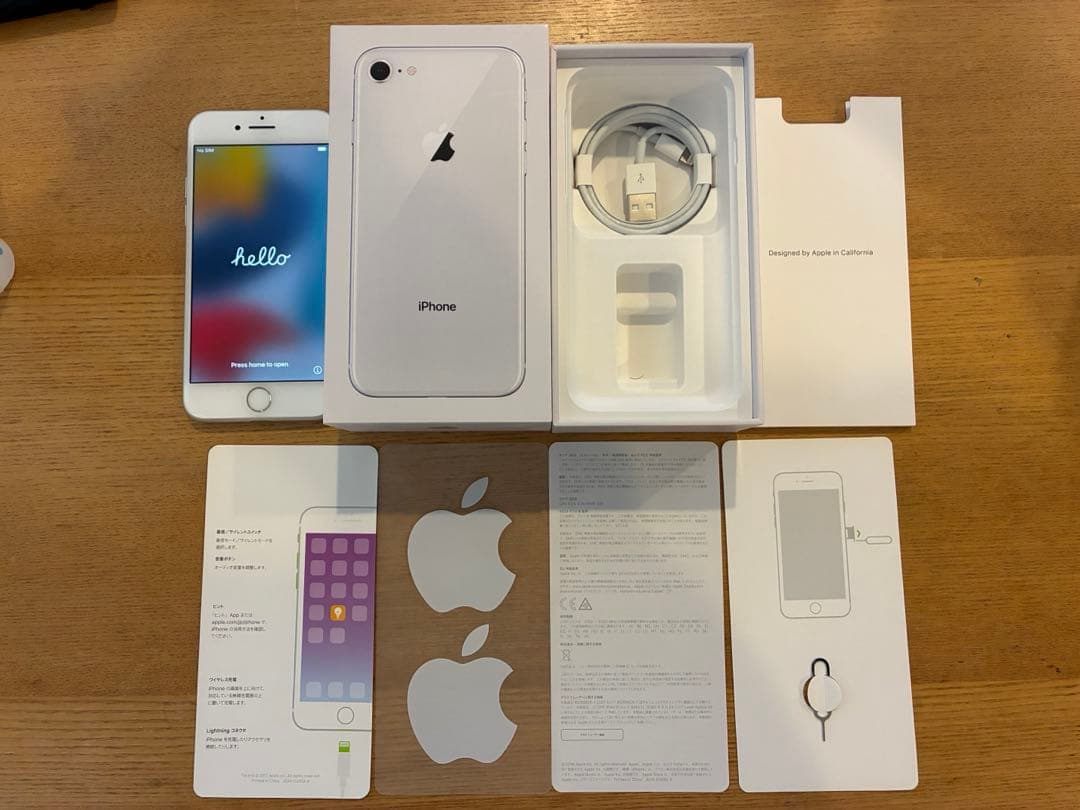 Apple iPhone 8 64GB シルバー 本体 Restored Apple iPhone 8 64GB Silver (Verizon) (Refurbished