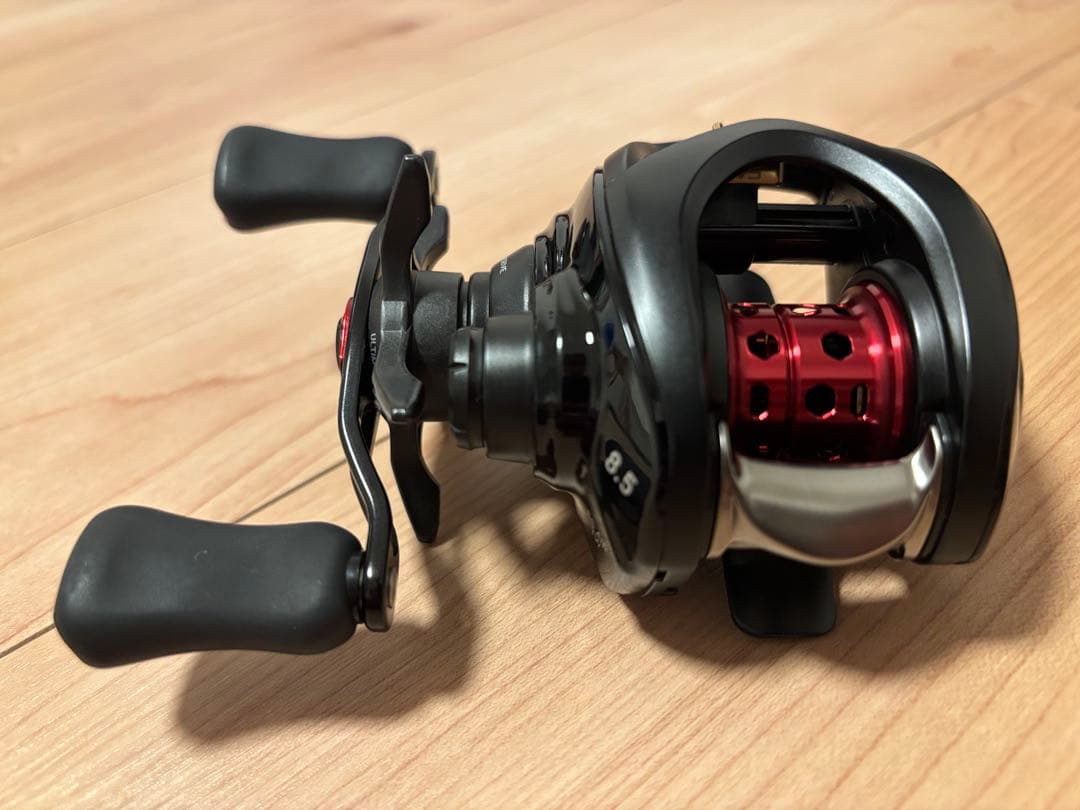 ダイワ SS AIR TW 8.5L 極美品