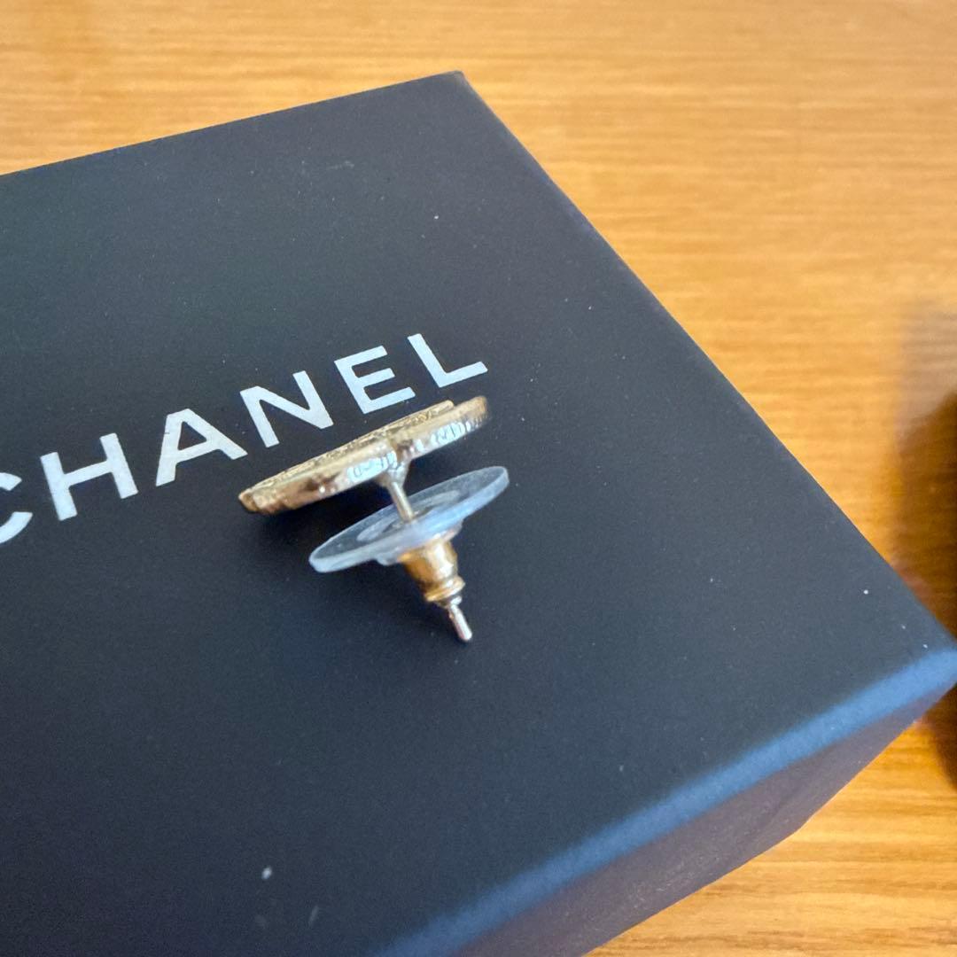 siroさん専用】CHANEL CCロゴ ピアス(片耳用)