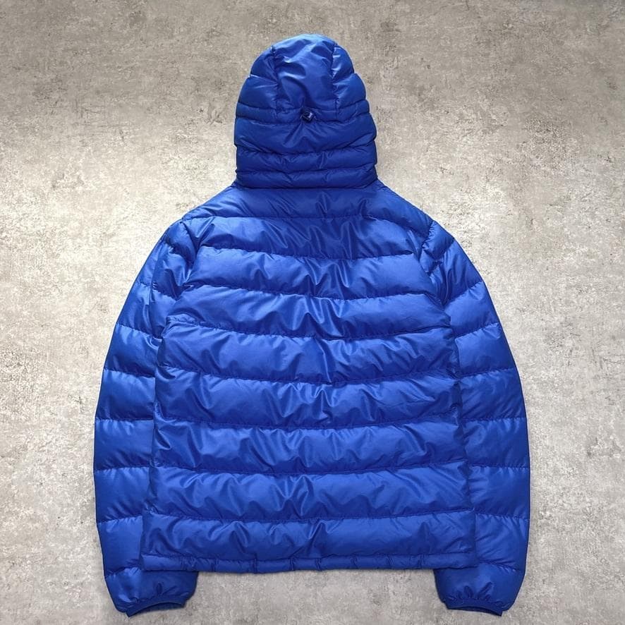 美品 パタゴニア ハイロフト ダウンセーターフーディ ダウンジャケット