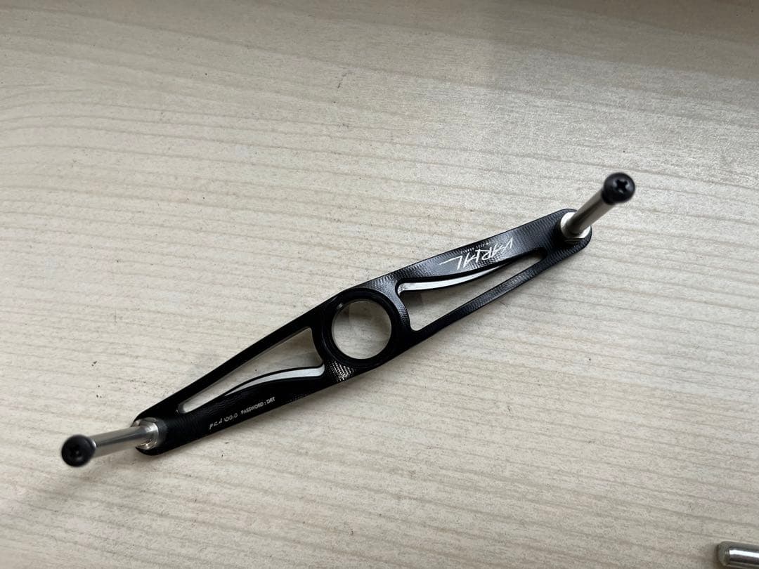 買うアウトドア・釣り・旅行用品 - DRT VARIAL ハンドル プレート 100