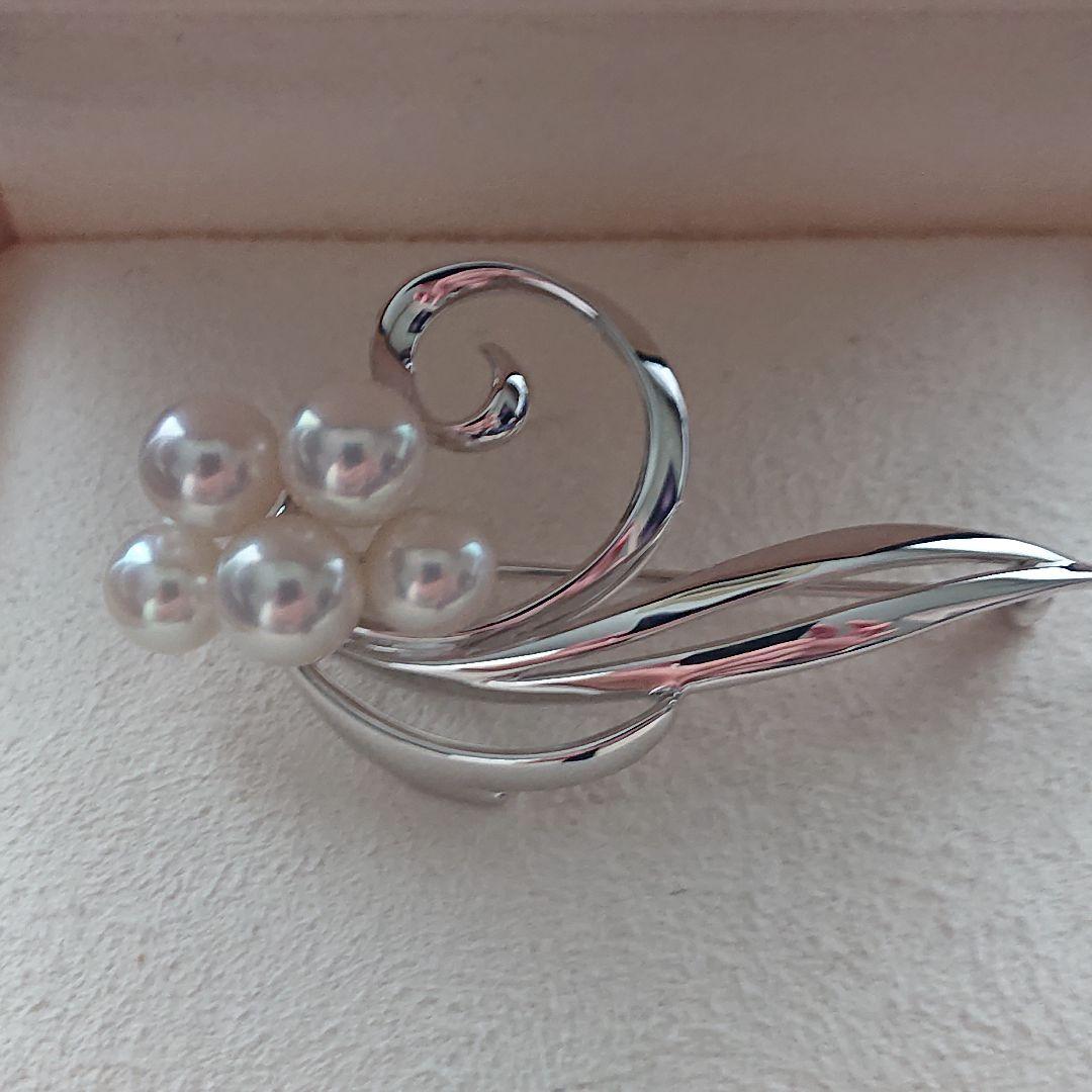 naranja 様ミキモト ブローチ コメ兵｜ミキモト 2009年X'masチャリティ ブローチ 6.3mm｜MIKIMOTO