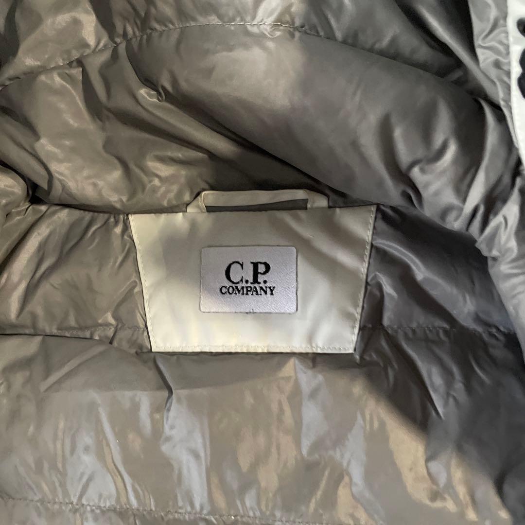 C.P.COMPANY ダウンジャケット【M】