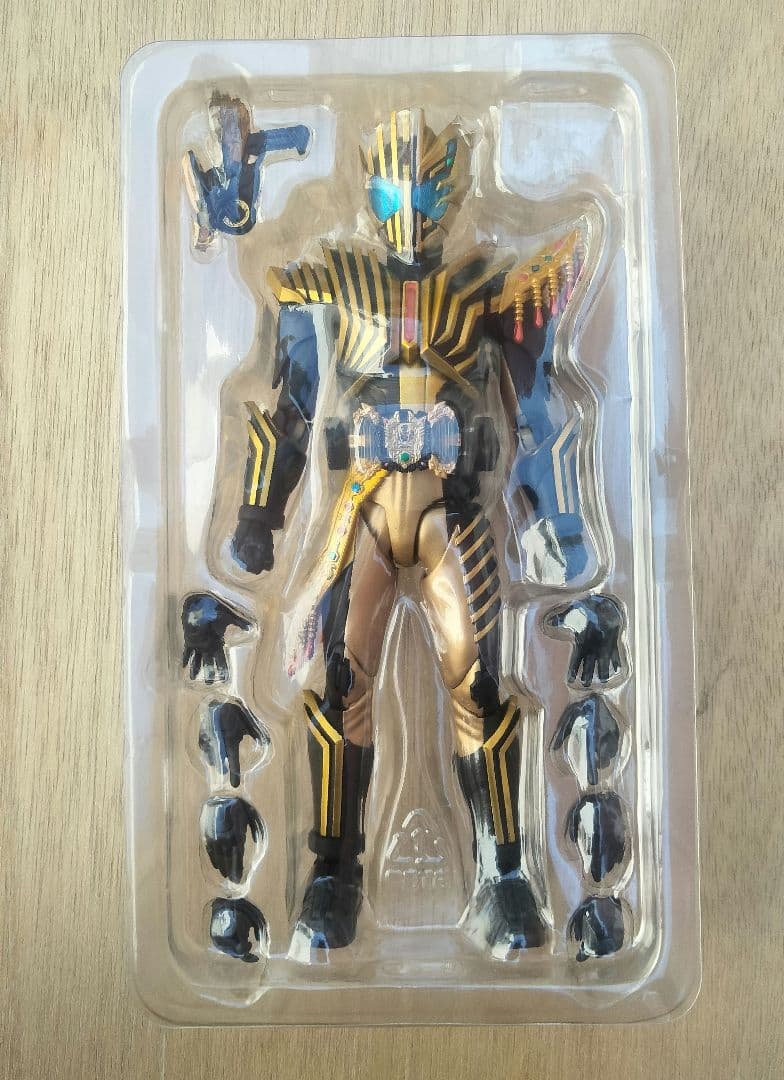 S.H.Figuarts 仮面ライダーレジェンド ガッチャード
