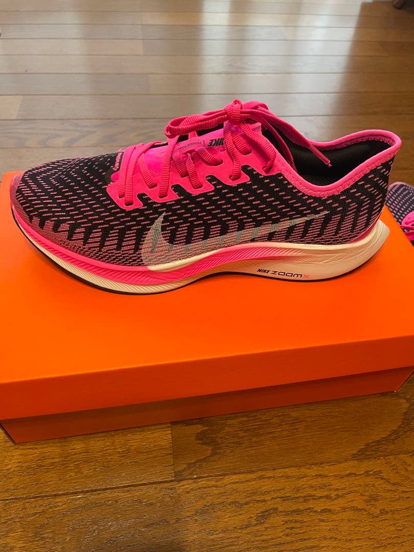 値下げ［美品］ナイキ ペガサスターボ2 25.5cm レディースnike 箱あり