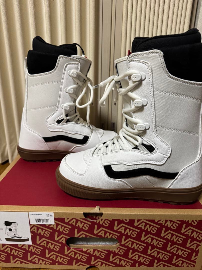 ☆セール☆25-26 VANS INVAD OGブーツ 25.0センチ