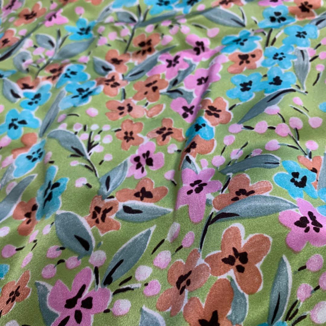 W3)VALENTINO セット ベスト ミニスカート シルク 花柄 3点 - メルカリ