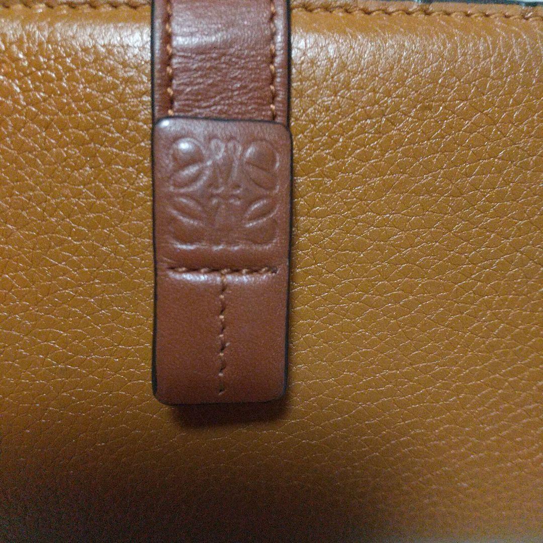 ロエベLOEWEヴァーティカルウォレット ラージ ブラウン系