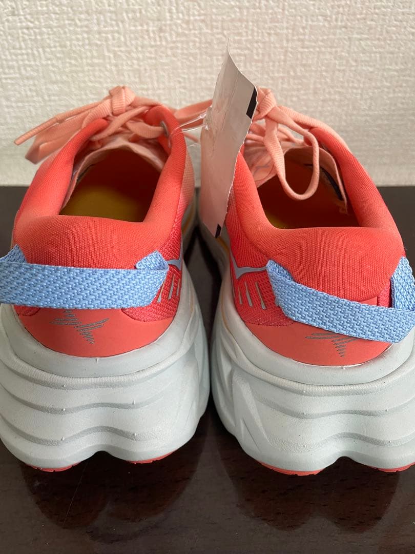HOKA ランニングシューズ　Bondi X 22.5cm