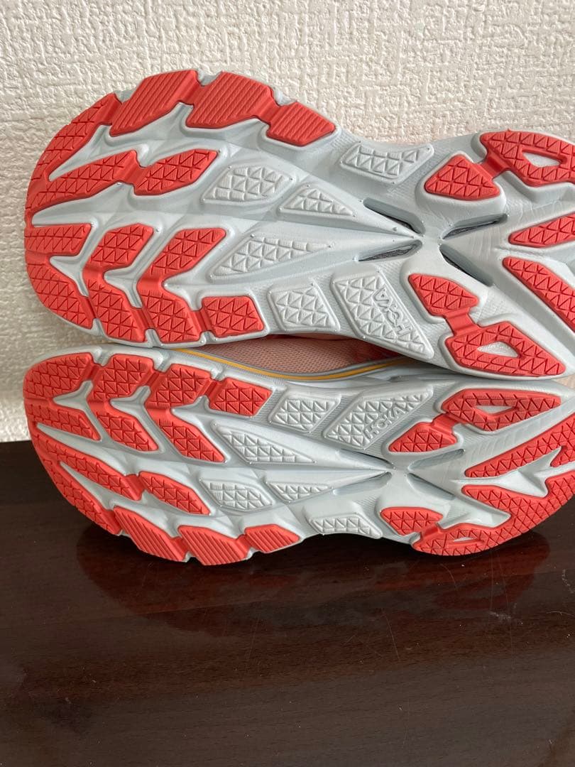 HOKA ランニングシューズ　Bondi X 22.5cm