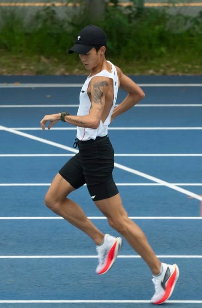 Li-ning（リーニン）シングレット ホワイト 大迫傑選手着用モデル M