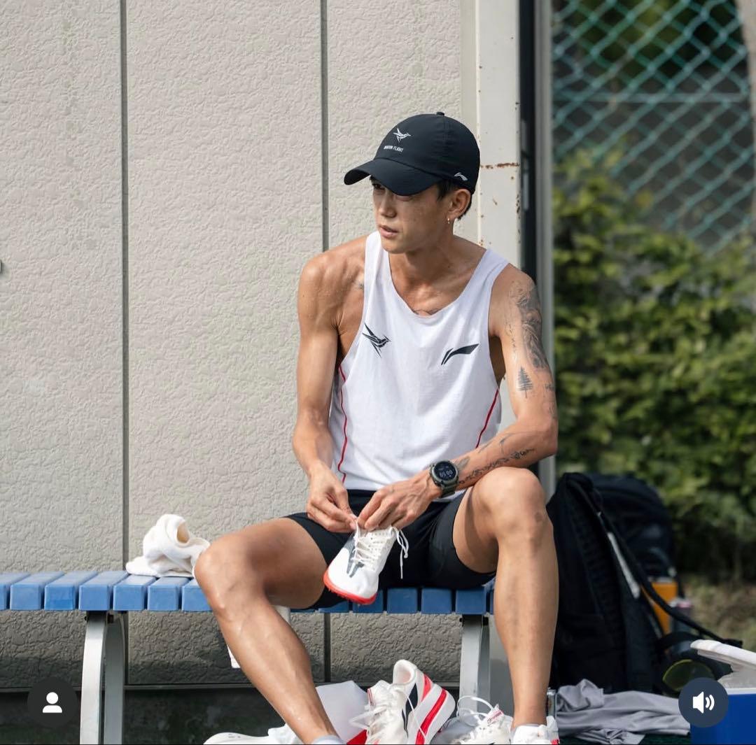 Li-ning（リーニン）シングレット ホワイト 大迫傑選手着用モデル M