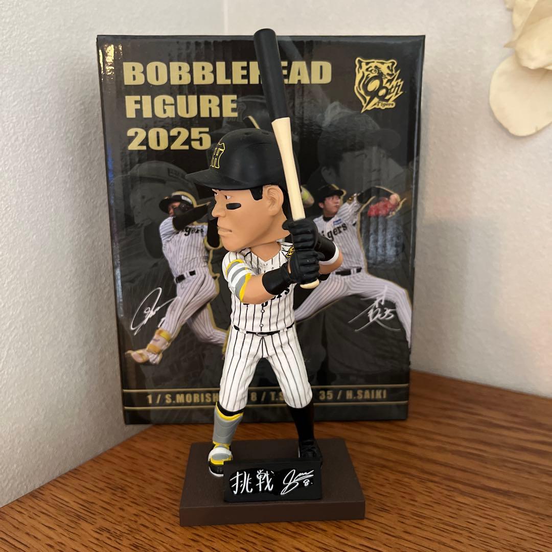 阪神タイガース　佐藤輝明選手　ボブルヘッド 阪神タイガース 佐藤輝明 ボブルヘッド 人気 商品 通販