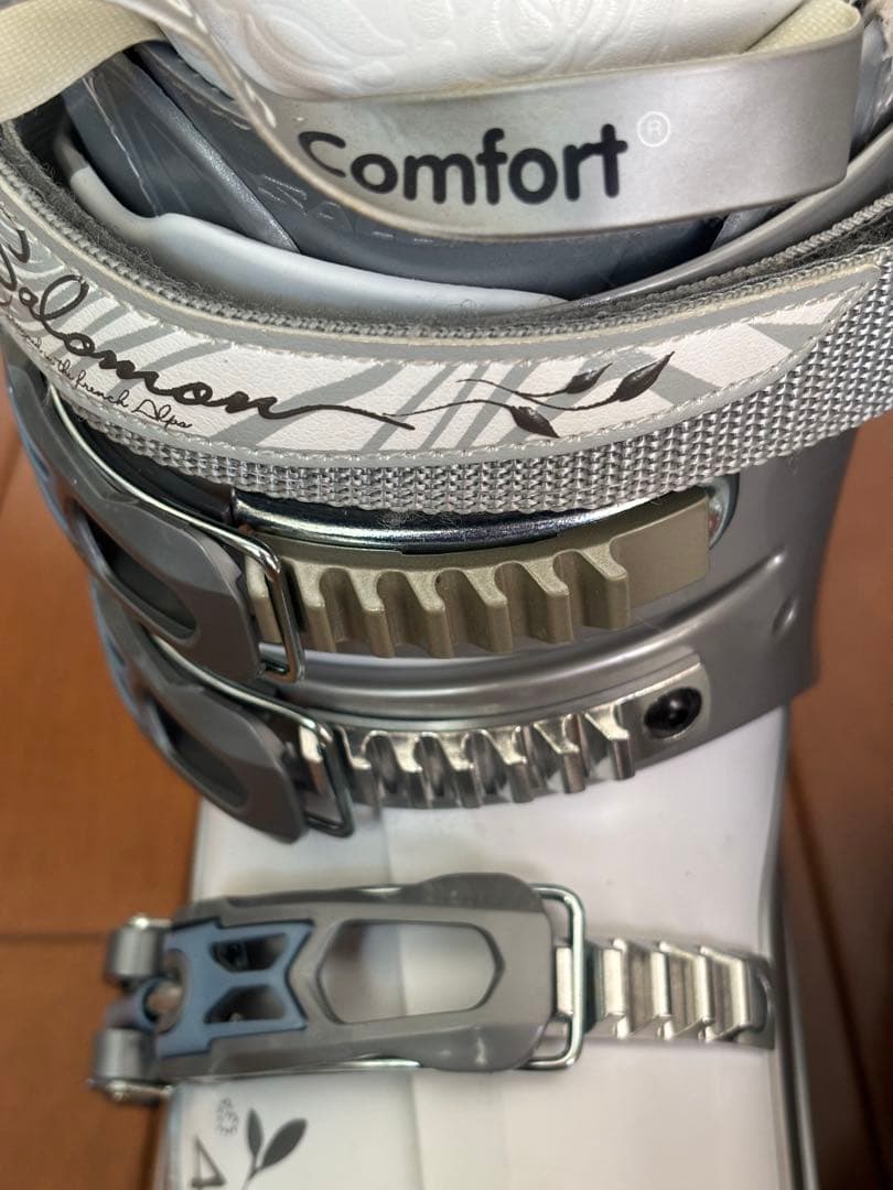 レディーススキーブーツSalomon DIVINE4 23.5cm