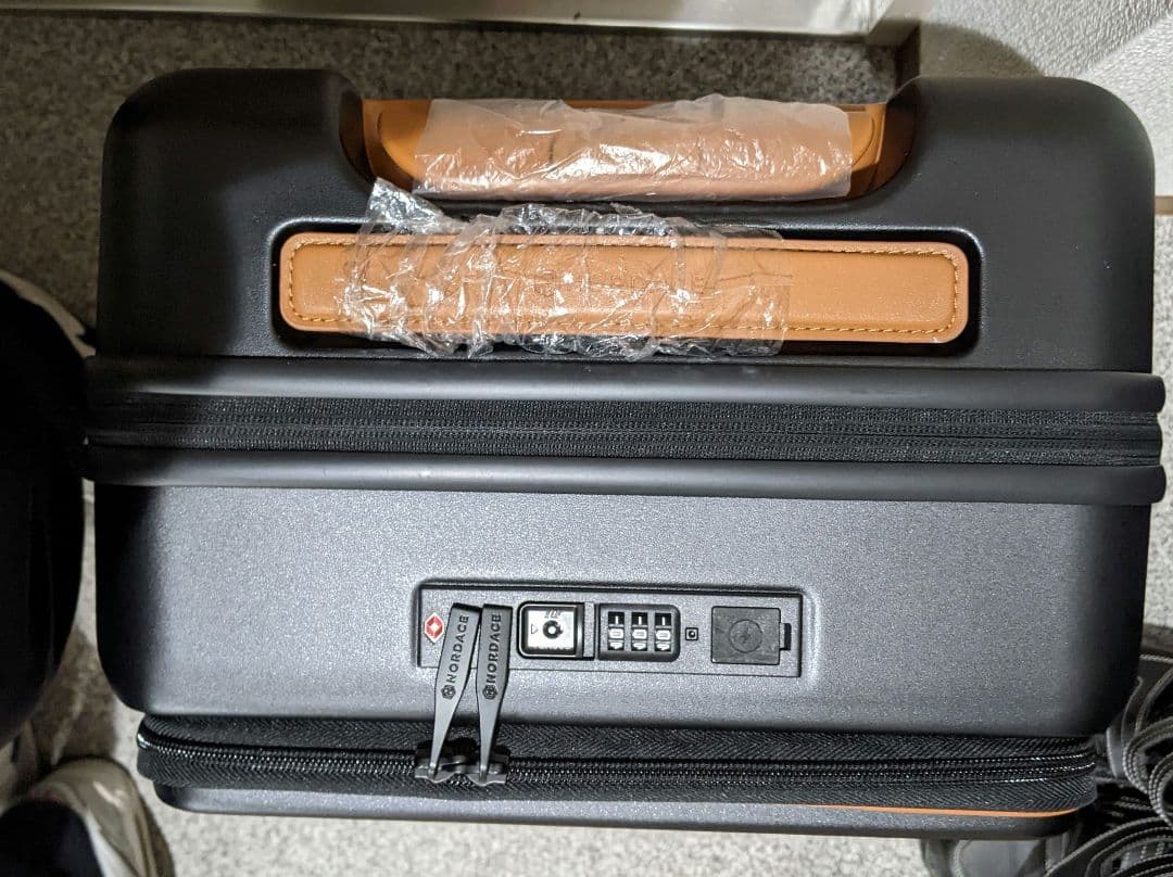 ほぼ新品】NORDACE ブラック Sサイズ キャリーケース ノルディス