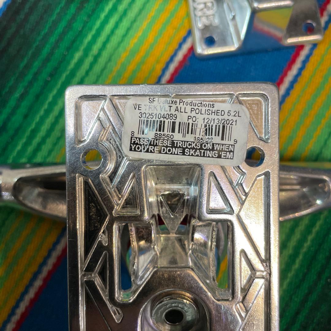 V-Lights Venture スケートボードトラック 5.2L