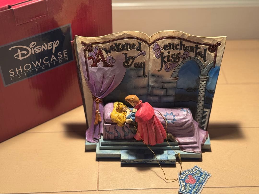 【海外パーク品★激レア】眠れる森の美女　ディズニートラディションストーリーブック Disney Traditions】眠れる森の美女 ストーリーブック | GUND, enesco