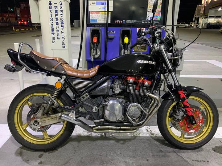 ゼファー400外装一式 - メルカリ