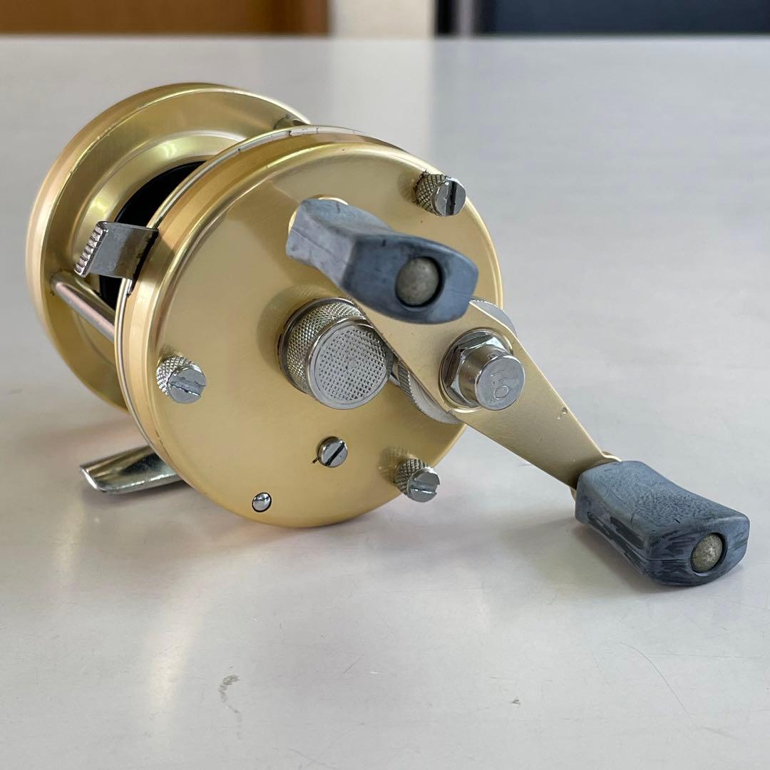 74年 ABU AMBASSADEUR 5000D シャンパン #741100 - メルカリ