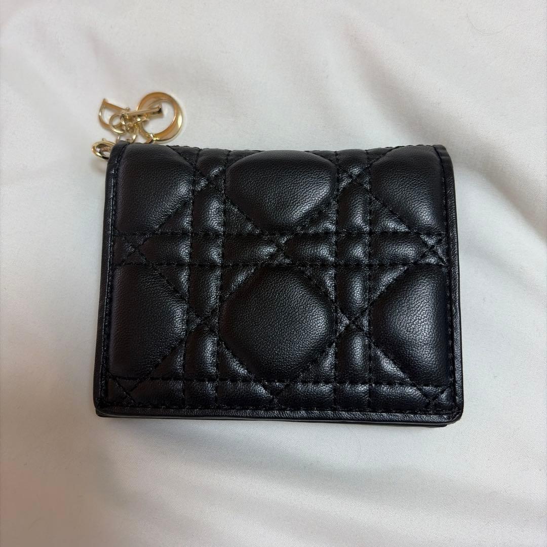 Christian Dior キルティング 二つ折り財布 黒 - メルカリ