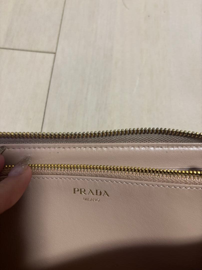12月限定値下げ！PRADA エピレザー 長財布 ピンク