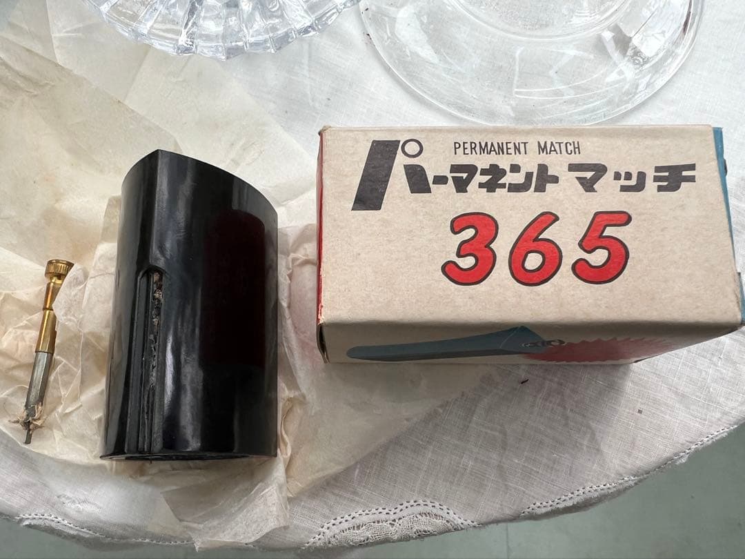 昭和の名品、現在入手困難な廃盤の三桐興業パーマネントマッチ新品未使用品です。