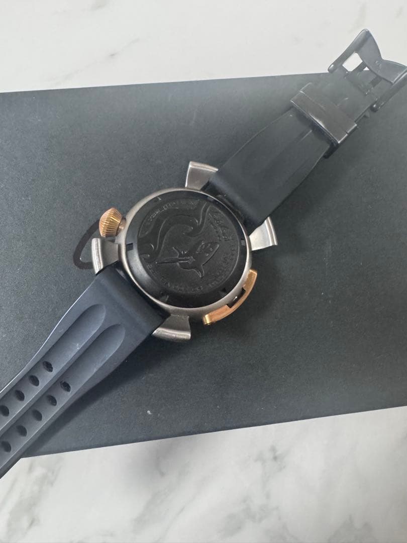 ぷ*ん様 ガガミラノ ダイビング カーボン仕様 - メルカリ