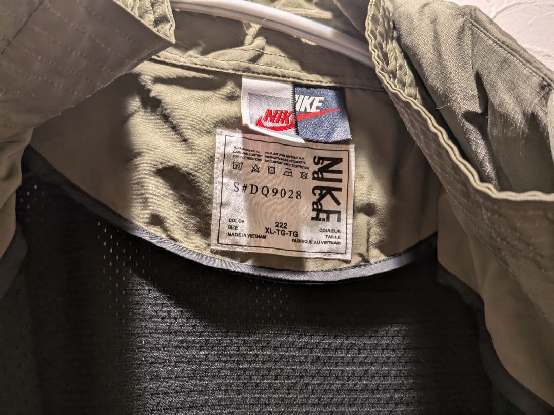 1回着用のみ】Nike × sacai トレンチコート、XL 【1回着用のみ】Nike
