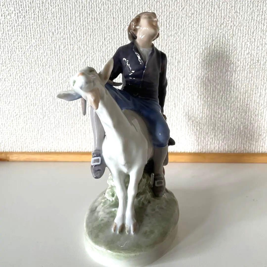 ＊Hans Clodhopper＊1968年＊高さ１８cm・ Cop・