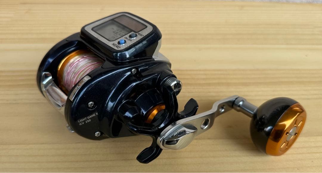 Daiwa LIGHT GAME X ICV 250 ベイトリール ダイワ - メルカリ