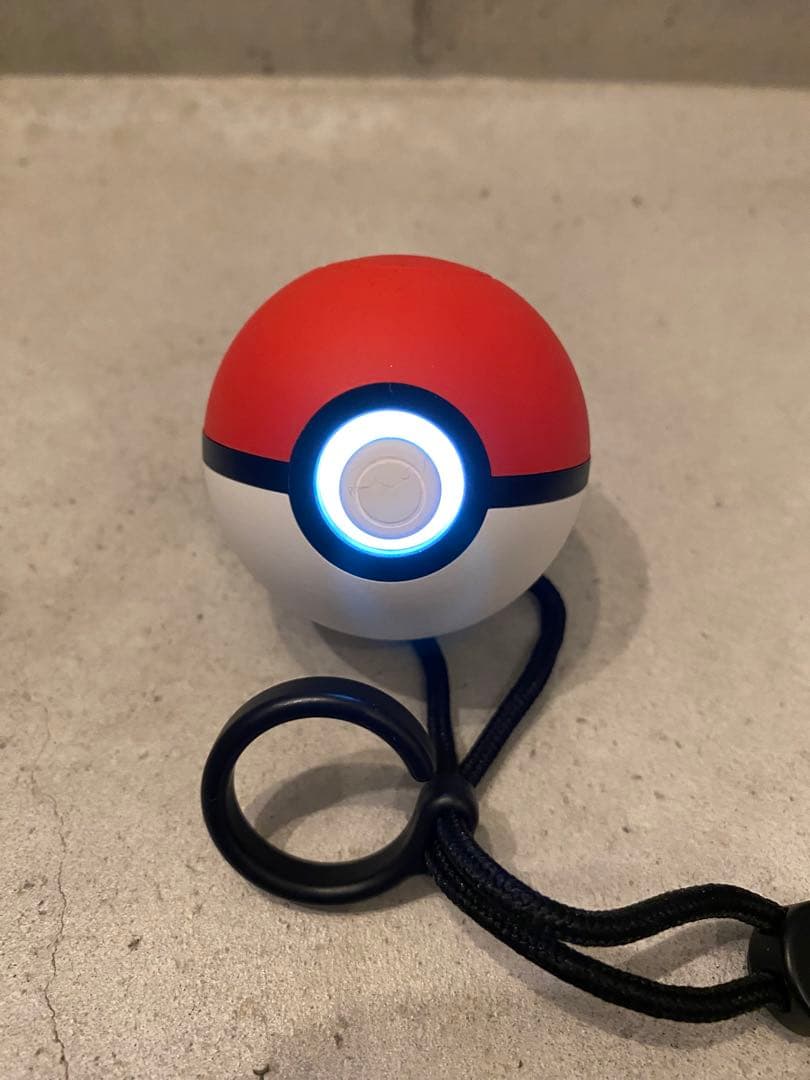 モンスターボール Plus ※ミュウ入り確認済み - メルカリ