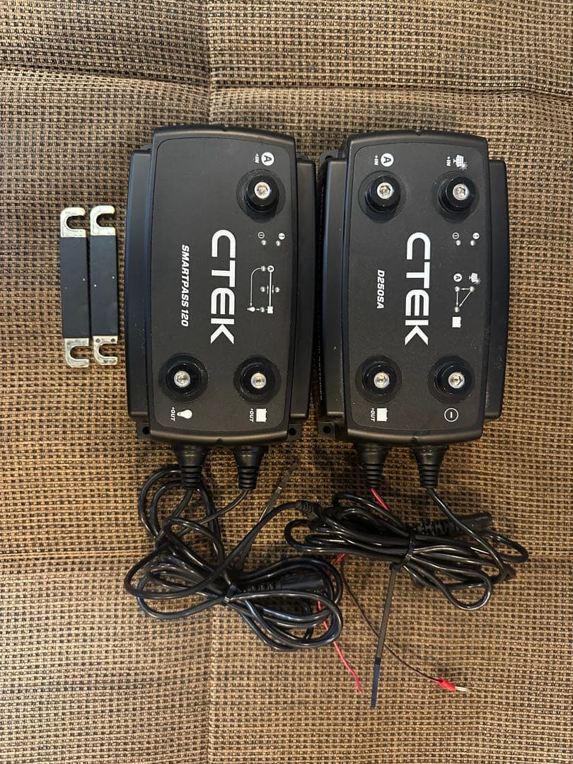 CTEK 走行充電器　D250SA SMARTPASS120セット D250SE+SMARTPASS120S CTEK サブバッテリー 走行充電器 セット 1セット
