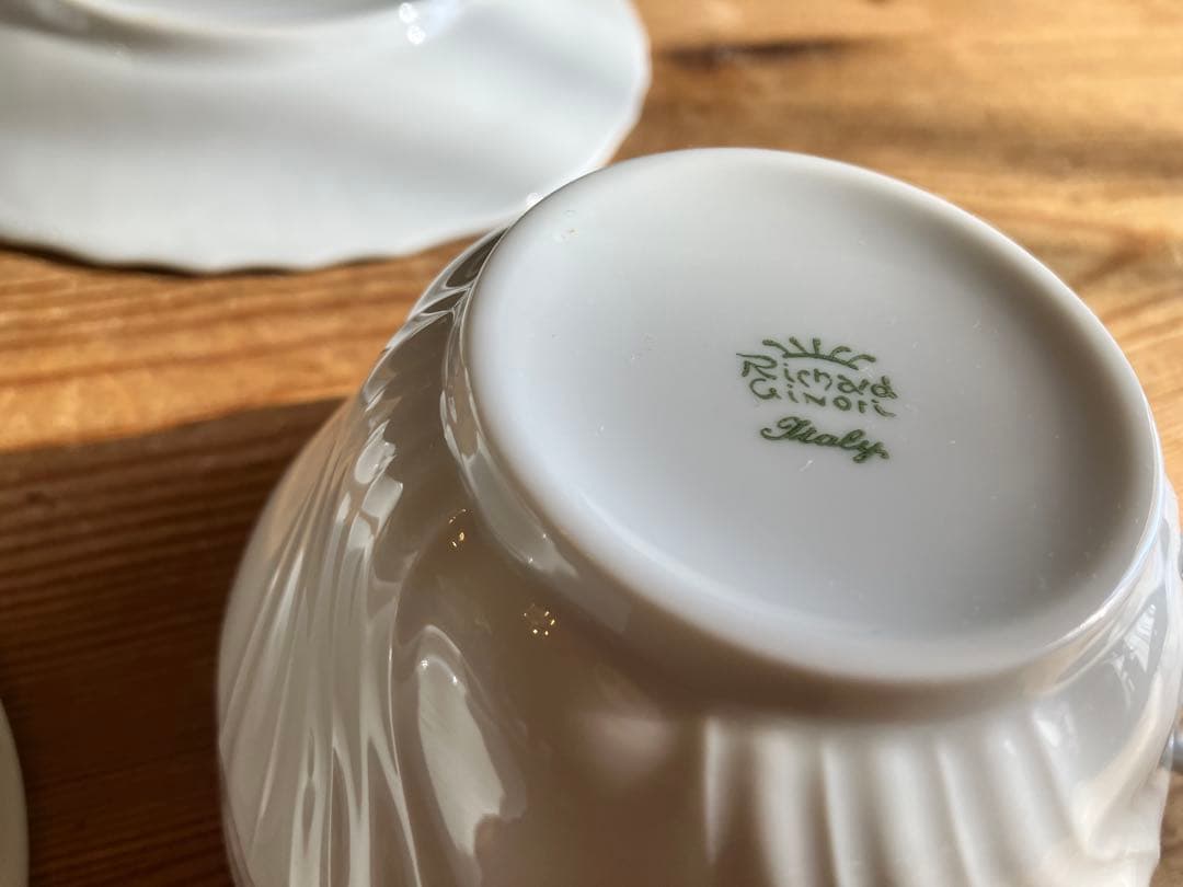 ジノリ ベッキオホワイト ティーカップアンドソーサー×2 - メルカリ
