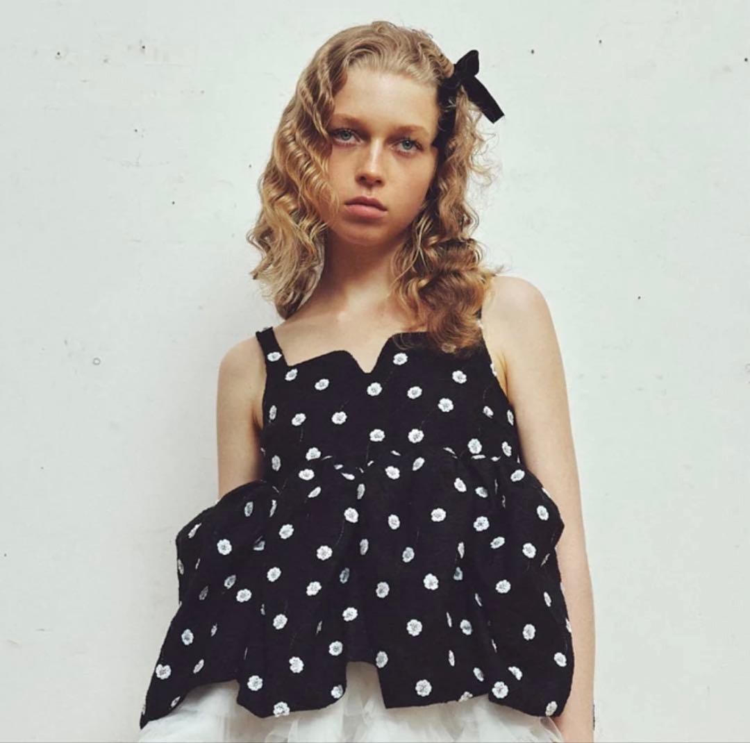 Bibiy. BIANCA BLOSSOM TOP