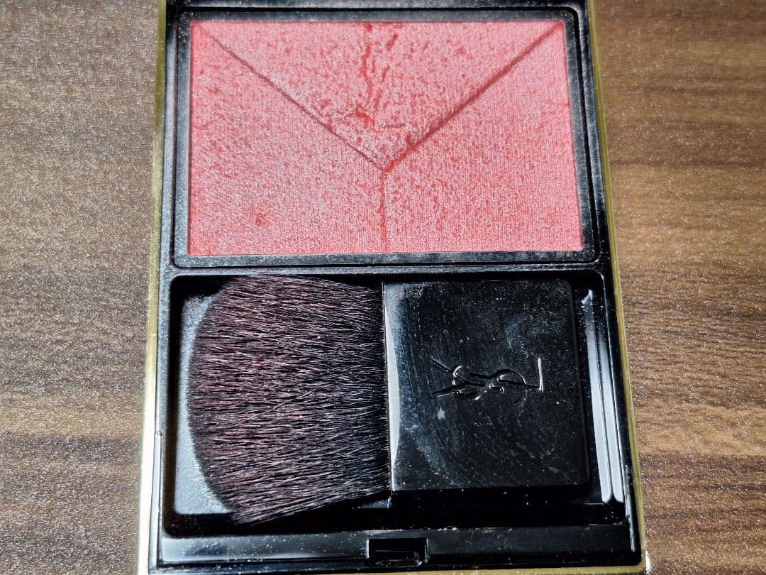 ☆YSL ブラッシュクチュール / No.9 ロゼ ラヴァリエール チークカラー