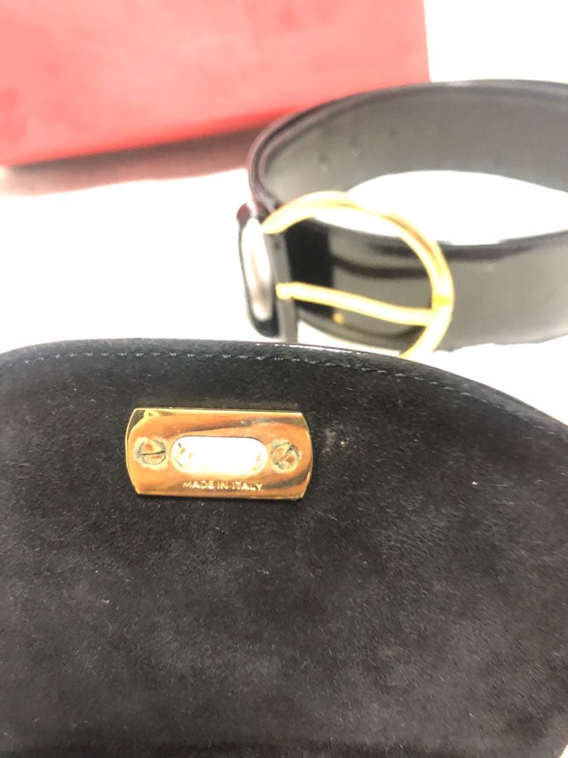 Salvatore ferragamo ガンチー二エナメルウエストポーチ。 Salvatore