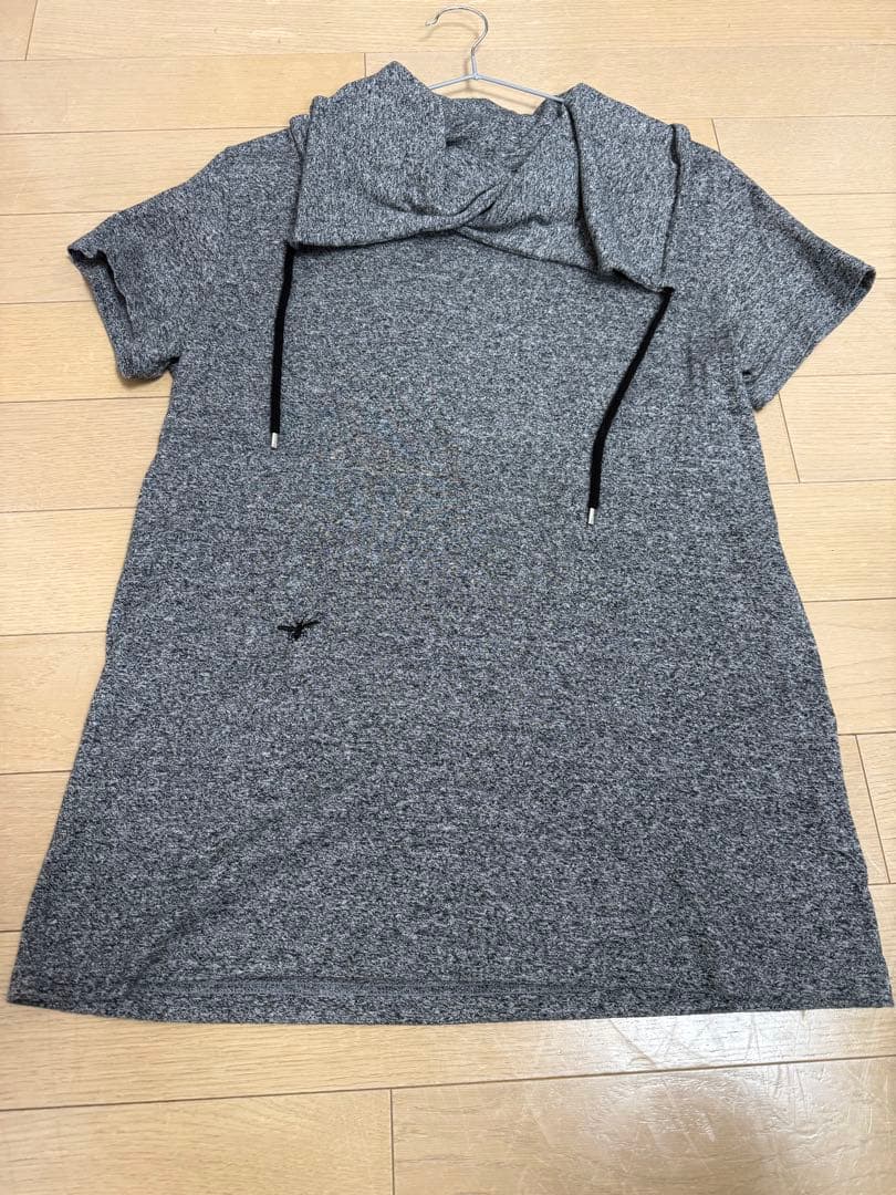 美品 DIOR HOMME Bee刺繍 半袖 Tシャツ パーカー 中古・古着通販】Dior (ディオール) BEE刺繍Tシャツ ブラック サイズ