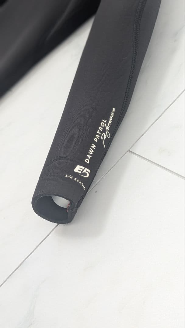 rwaz様専用【Rip curl】ジュニア（キッズ）フード付きセミドライ