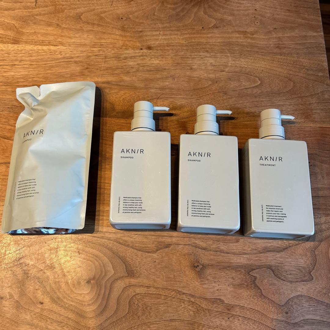 AKNIR シャンプー ＆トリートメント　3本セット + リフィル Amazon | AKNIR アクニー 【濃密薬用処方】 ヘア シャンプー