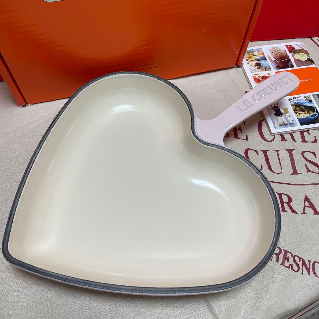 ルクルーゼ ハート　スキレット ダムール　26cm シェルピンク ハート・ディッシュ (S)(2個入り) シェルピンク | 結婚祝い