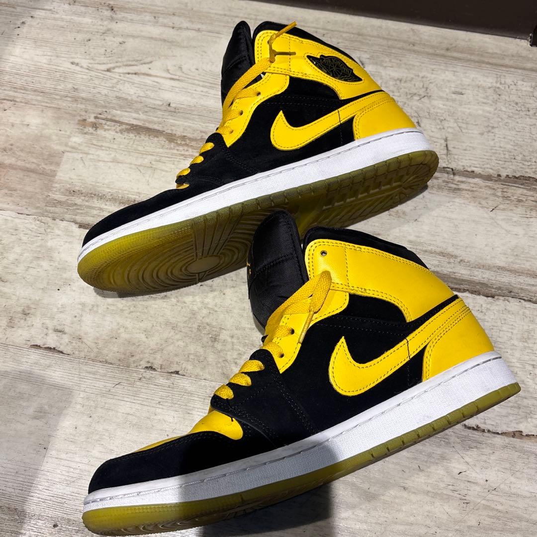 シューズ(男性用) NIKE AIRJORDAN 1 MID SE 27.5cm NEW LOVE