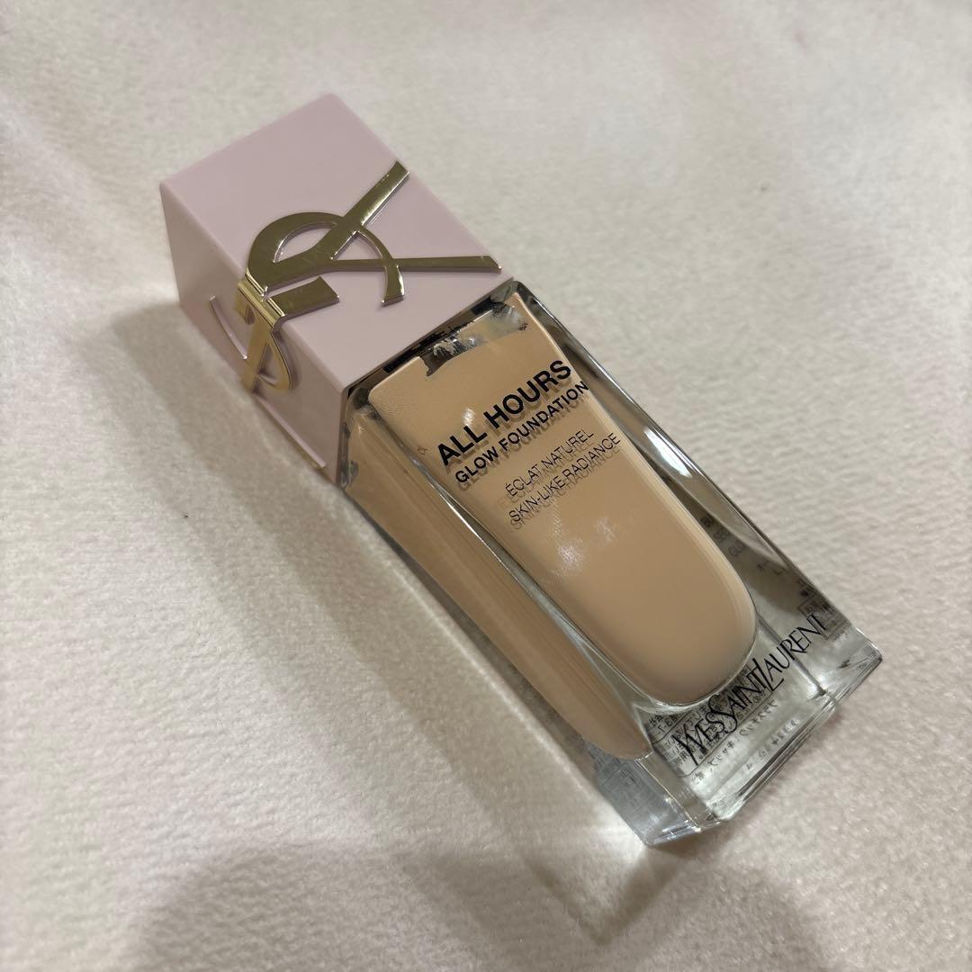 イブサンローランALLHOURSGLOWFOUNDATION L1 - メルカリ