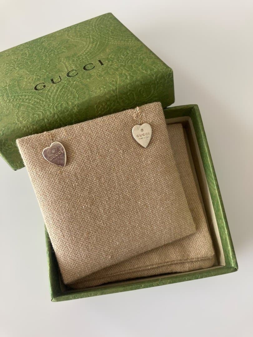 GUCCI シルバー　ピアス ◇国内直営◇【GUCCI】シルバー インターロッキングG ピアス (GUCCI