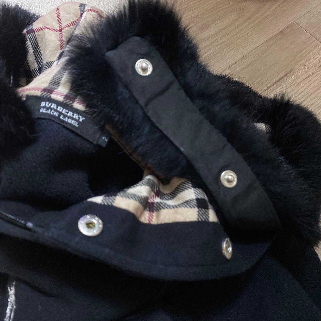 美品✨バーバリーブラックレーベル 黒パーカー ノバチェック ラビット