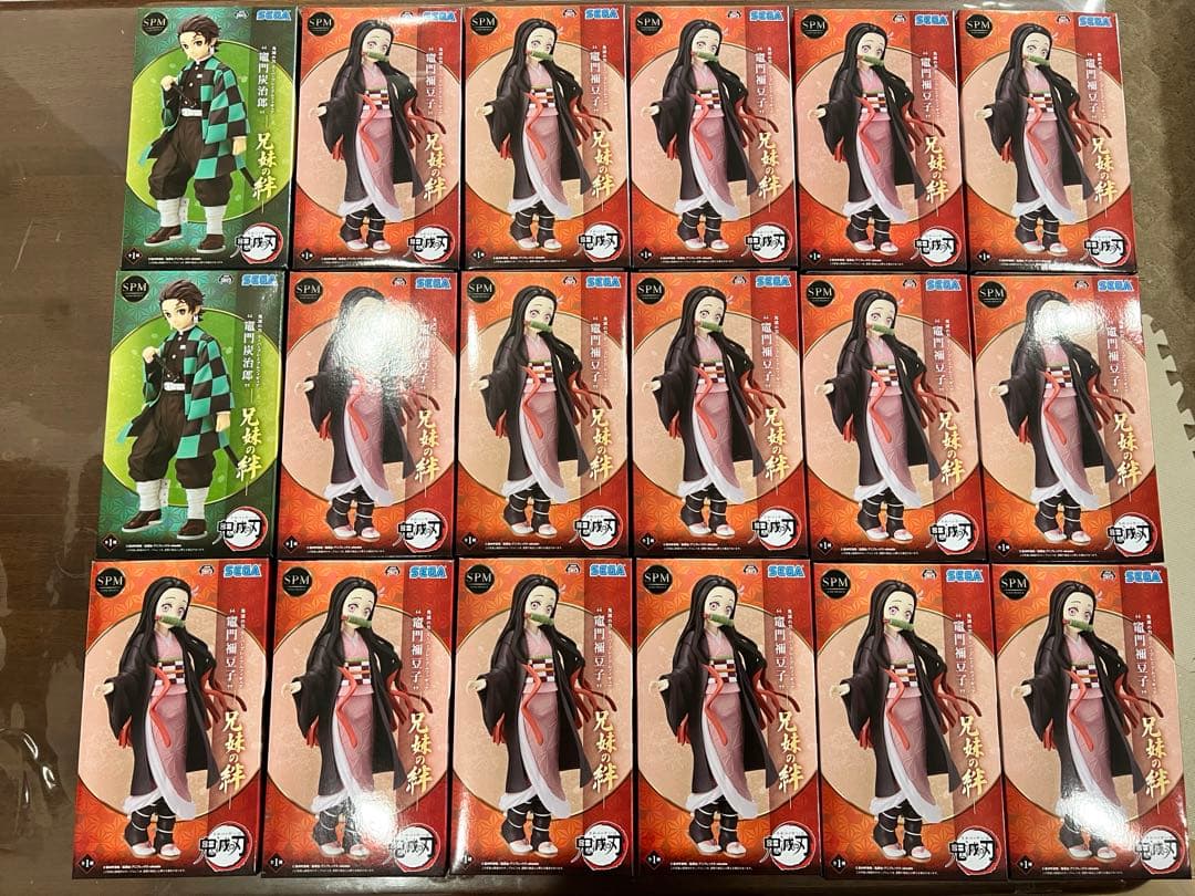 プロレスフィギュア wwe フィギュア ルナ vs セイブル 激レア品