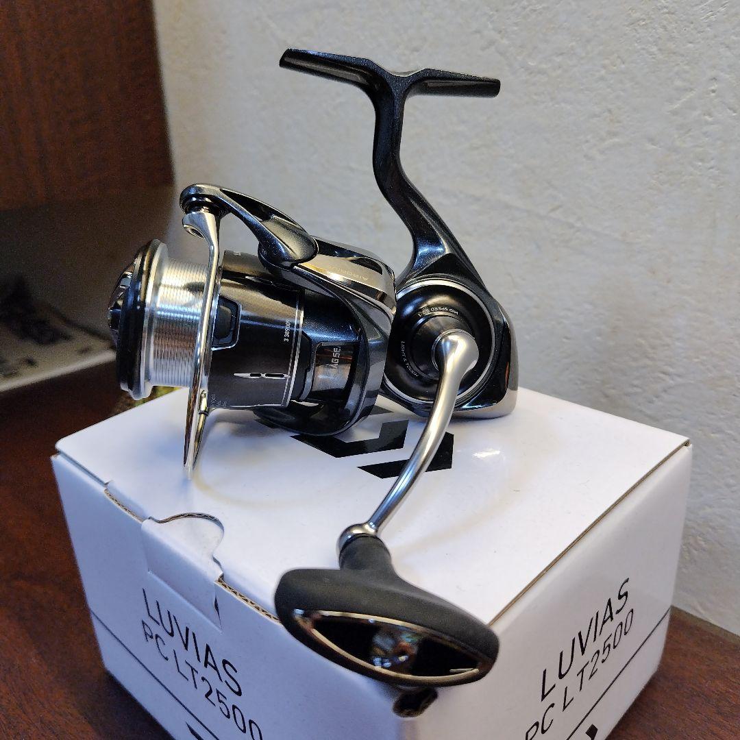 ダイワ ルビアス PC LT2500 スピニングリール DAIWA LUVIAS PC LT2500