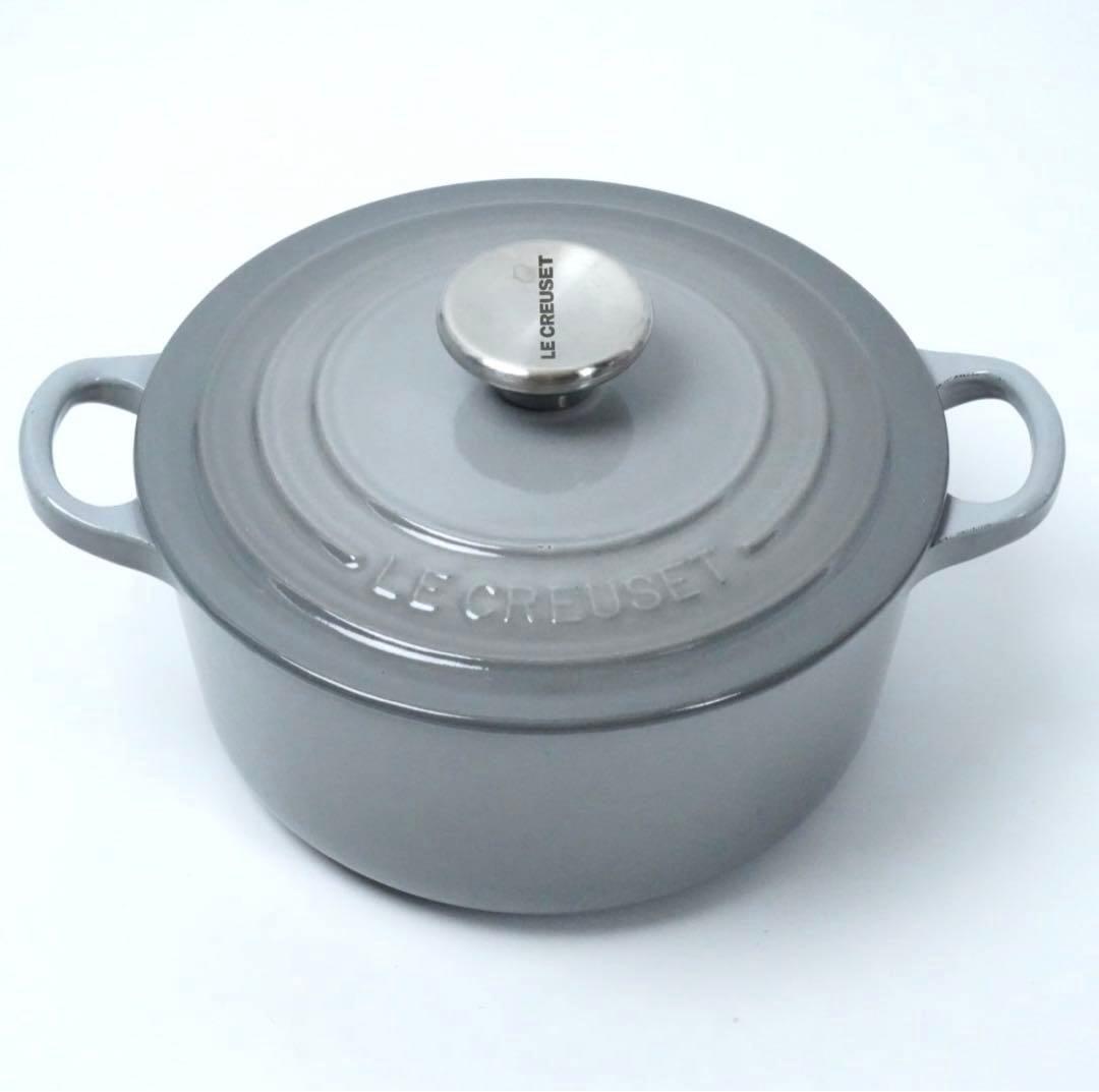 美品】LE CREUSET ココット ロンド ミストグレー 18cm - メルカリ