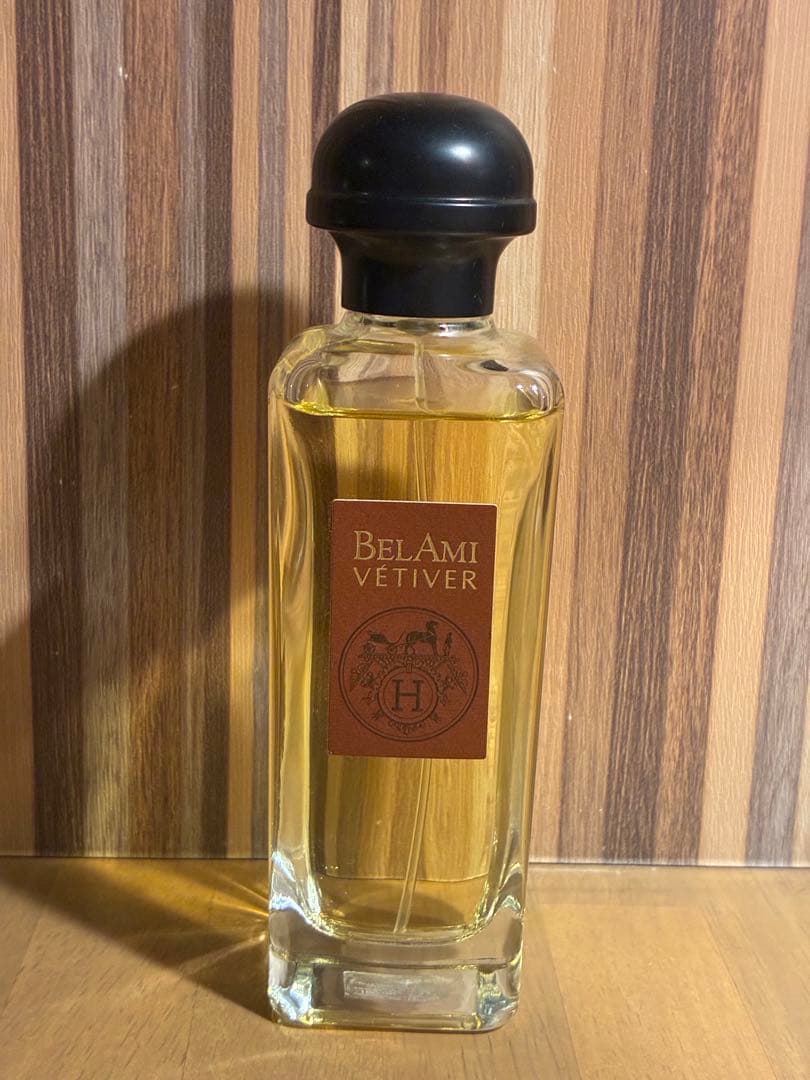 エルメス Bel Ami Vetiver 100ml オードトワレ ベラミベチバーオードトワレスプレー(エルメス)の通販・口コミ