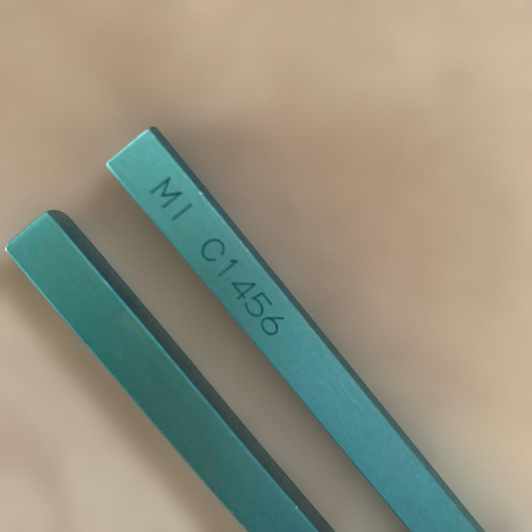 マドモアゼル愛　741Hz クリアリングチューナー　 （深海）